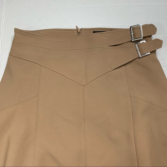 Karen Millen Camel Compact Stretch Buckle Detail A Line Full Skirt Size 8US - Picture 9 of 14